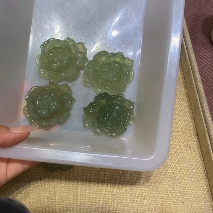 蛇纹石玉未镶嵌颈饰58