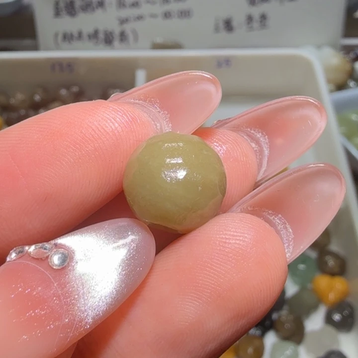和田玉未镶嵌珠宝半成品