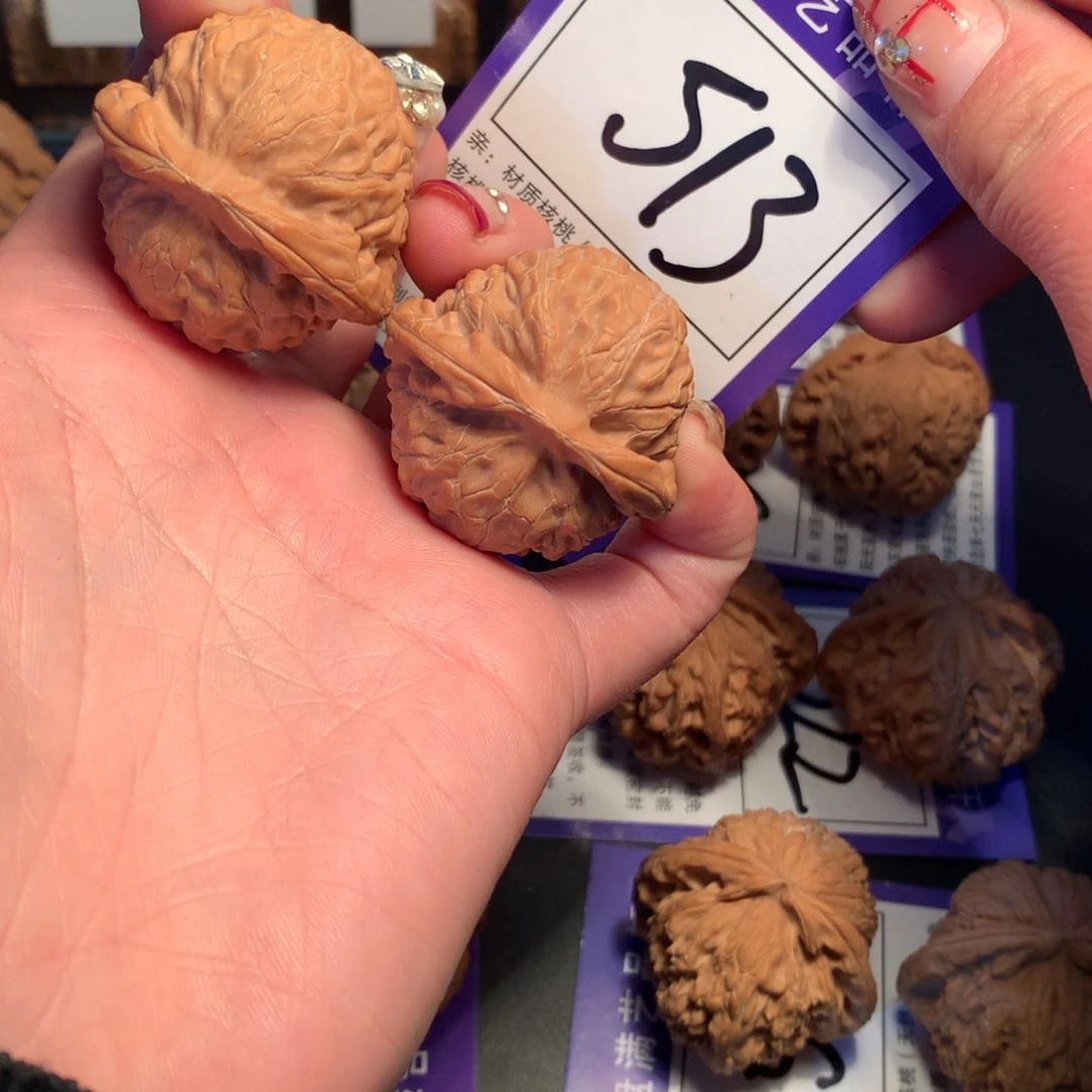 文玩核桃吊坠。*。513宫灯37