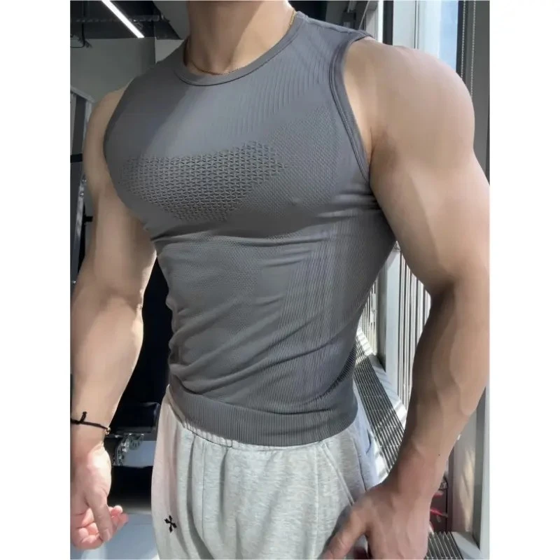 夏季健身服高品质运动骑行衣男透气速干功能压缩T恤无缝坎肩背心