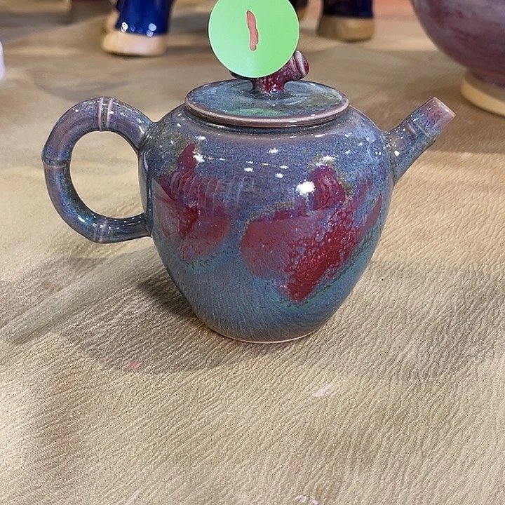 一**混钧瓷的制作工艺和工艺都是