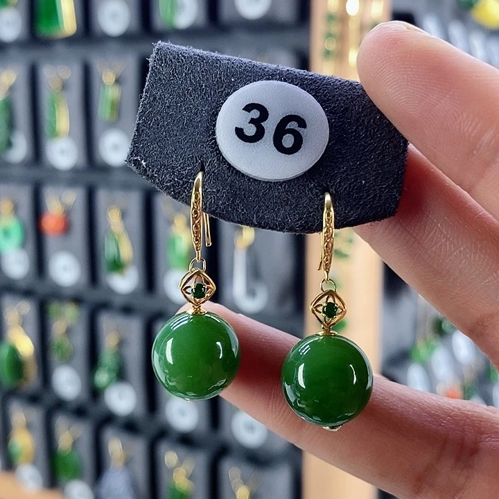 和田玉耳饰18K金镶嵌