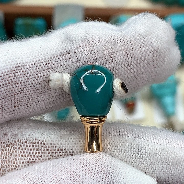 绿松石挂件未镶嵌