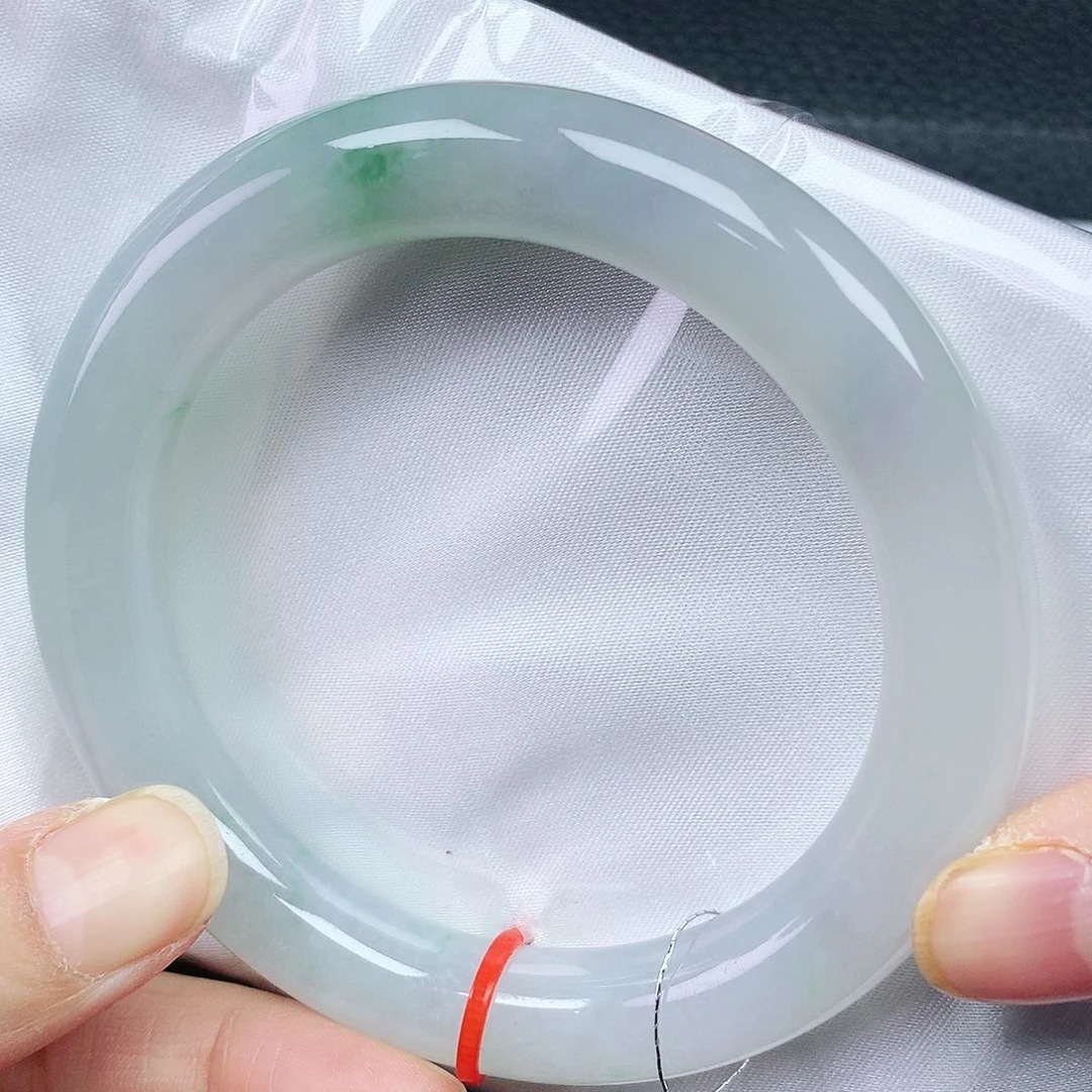 翡翠手镯未镶嵌60胖