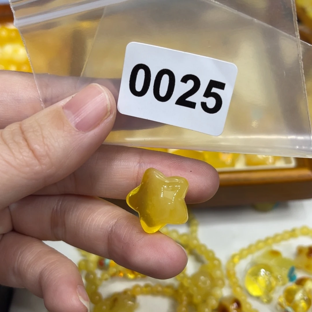 琥珀珠宝奇石未镶嵌