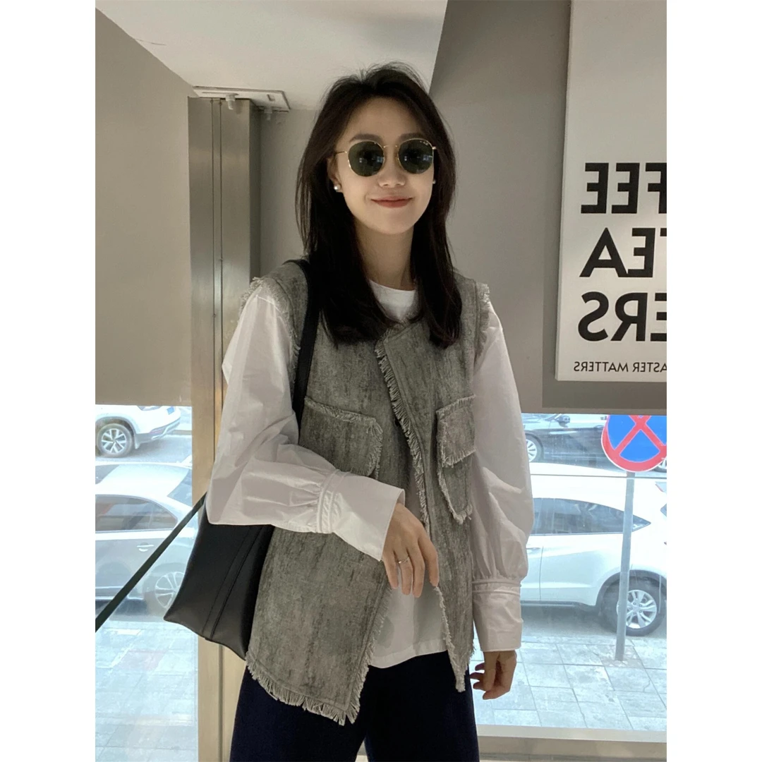 一整套ootd穿搭松弛感韩系灰色马甲叠穿衬衫套装女2025年早秋新款