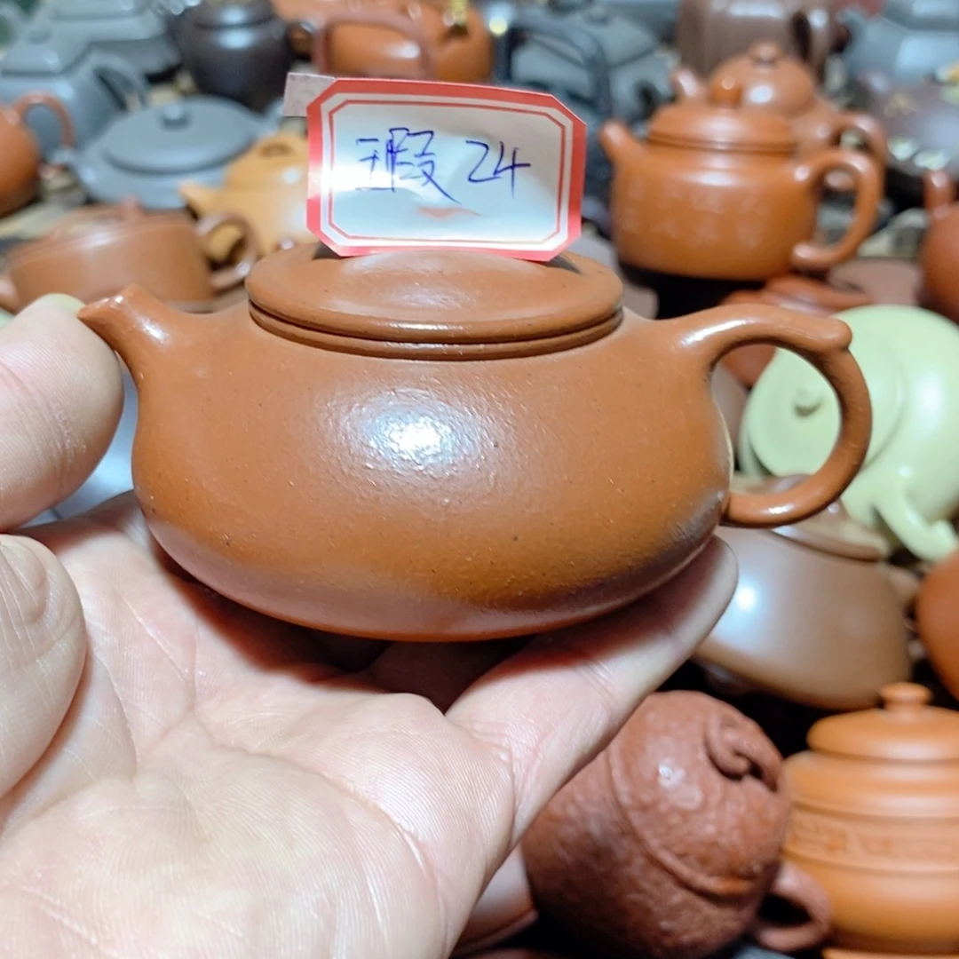 紫砂茶壶欢迎各位光临惠顾