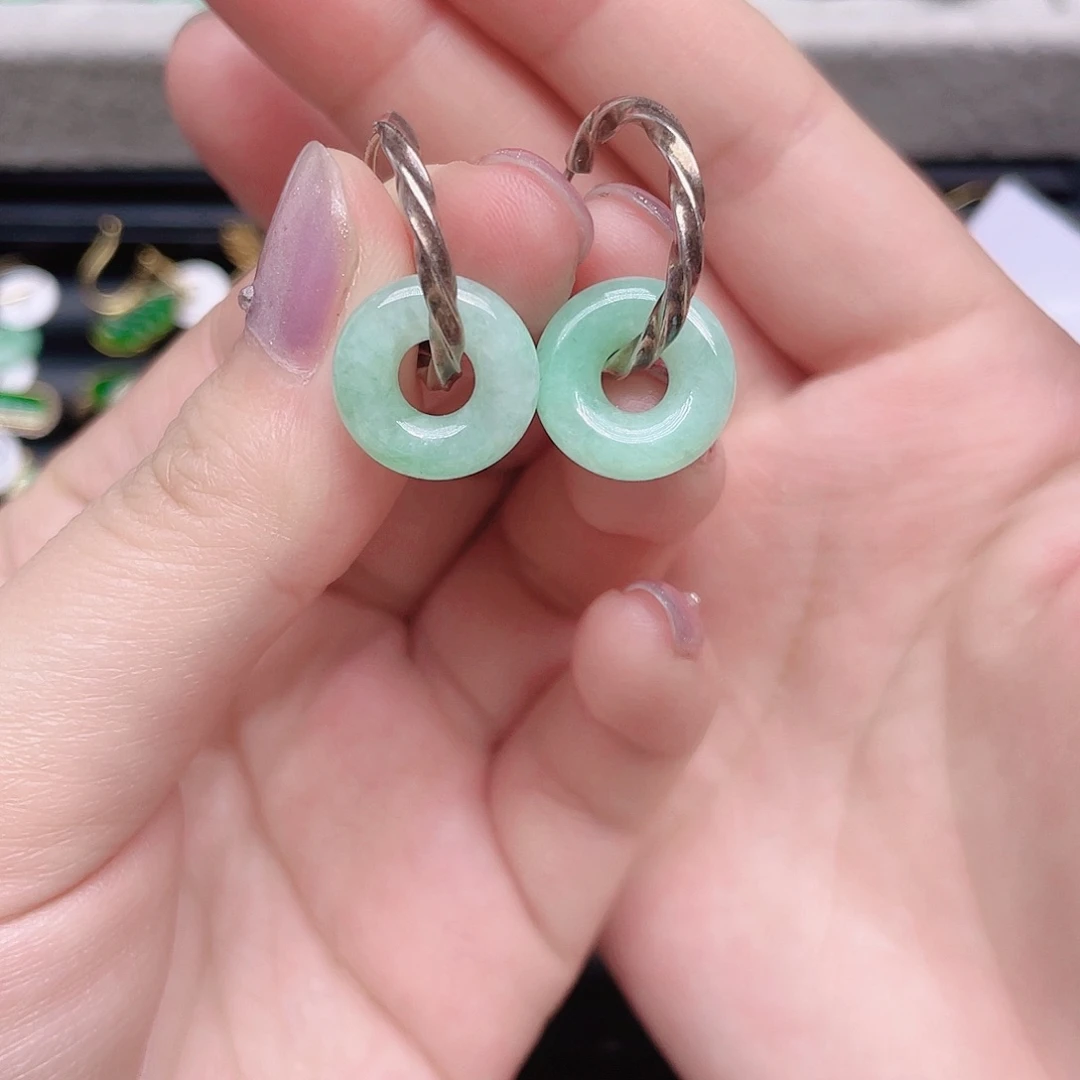 翡翠耳饰银S925镶嵌天然翡翠