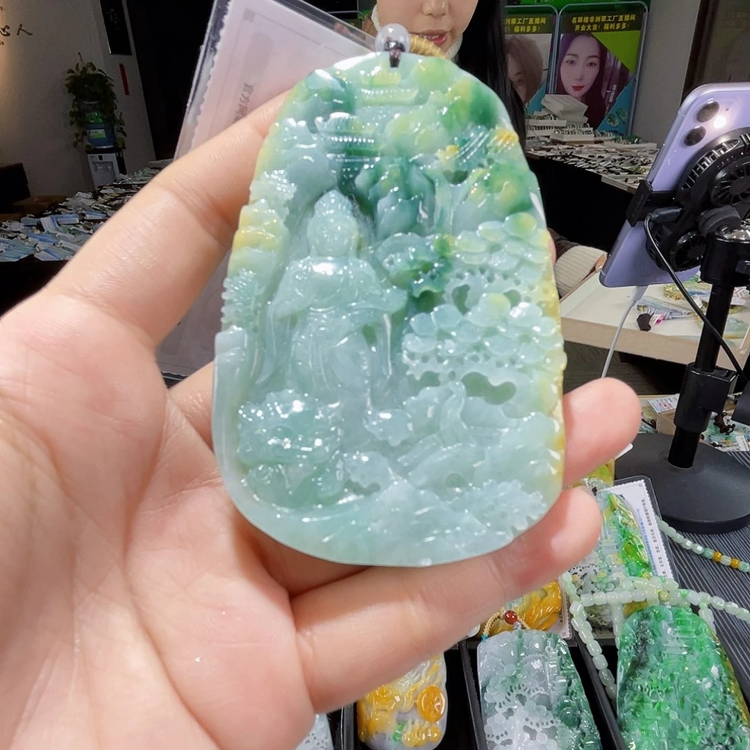 颈饰未镶嵌翡翠一