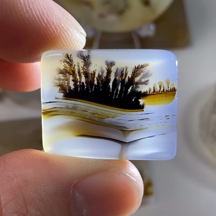 静***玛瑙/玉髓未镶嵌珠宝奇石