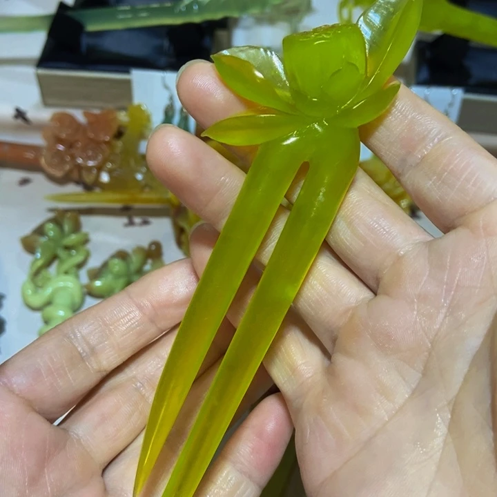 蛇纹石玉发簪未镶嵌