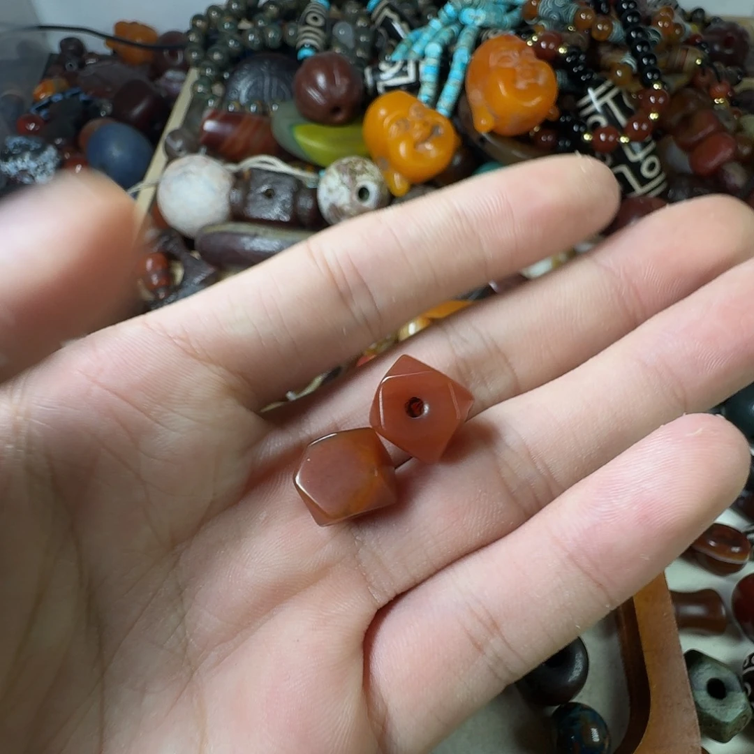 玛瑙/玉髓未镶嵌纯天然玛瑙珠子