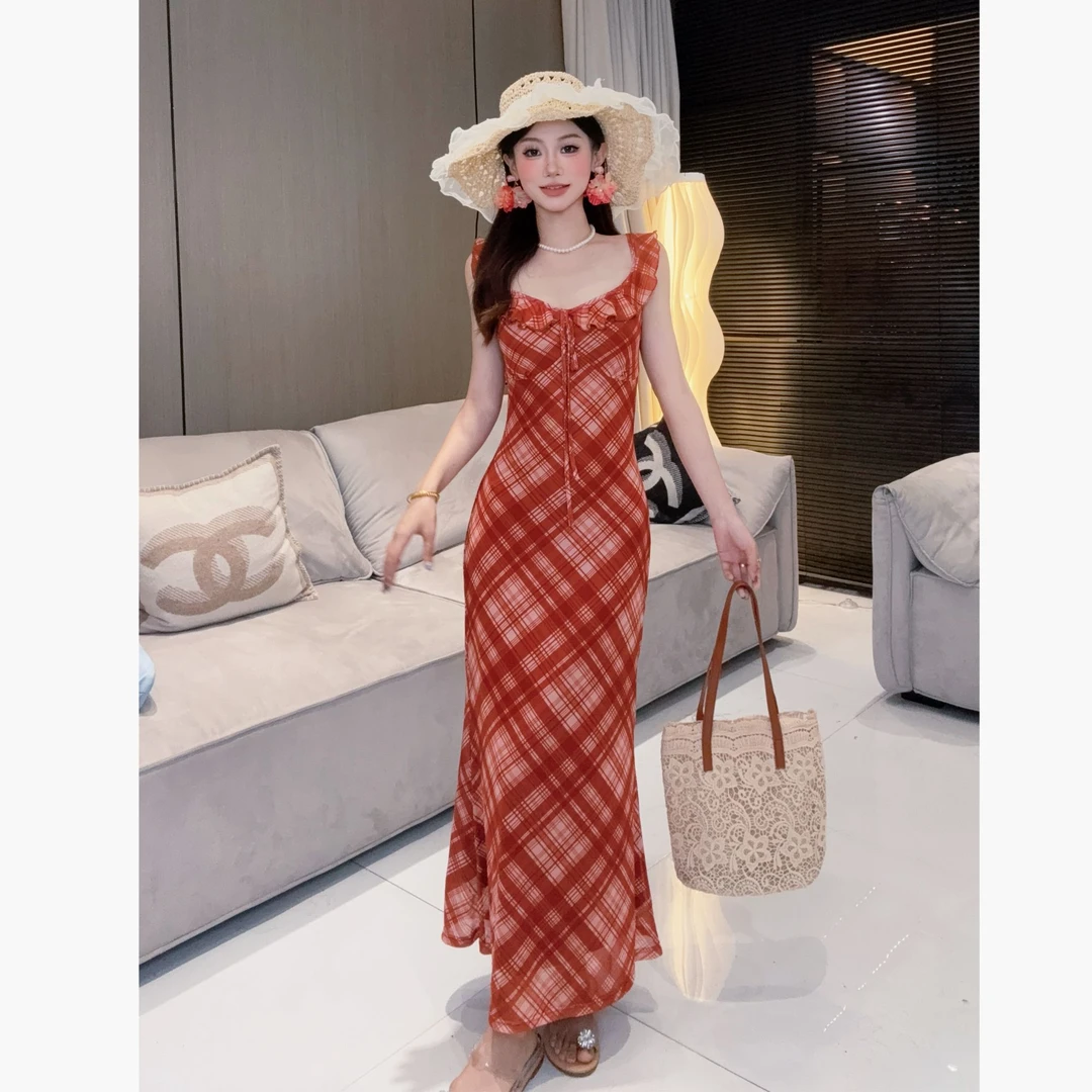 “夏日茶歇”法式茶歇风方领长款碎花吊带荷叶边连衣群86137