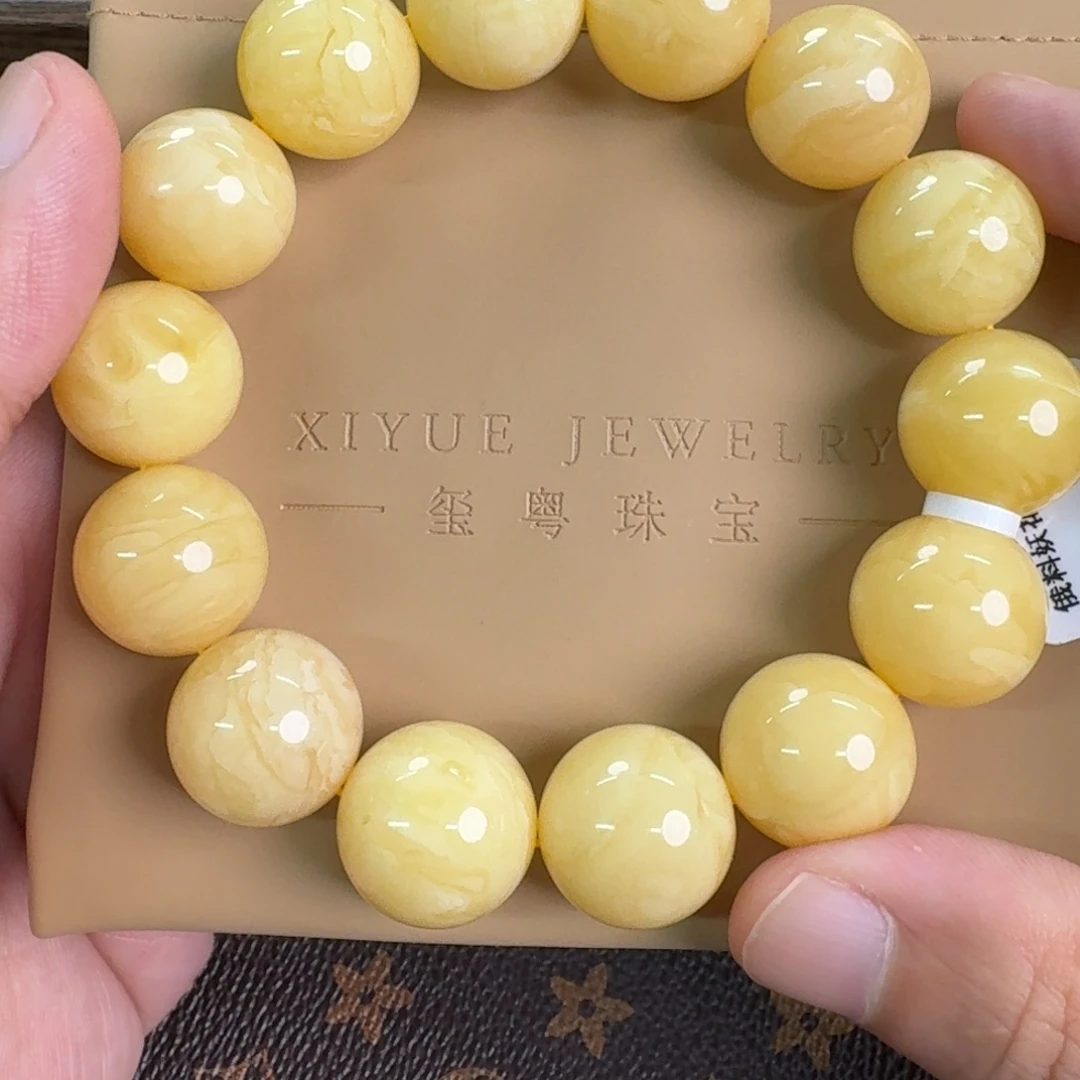 琥珀未镶嵌裸石13800000000