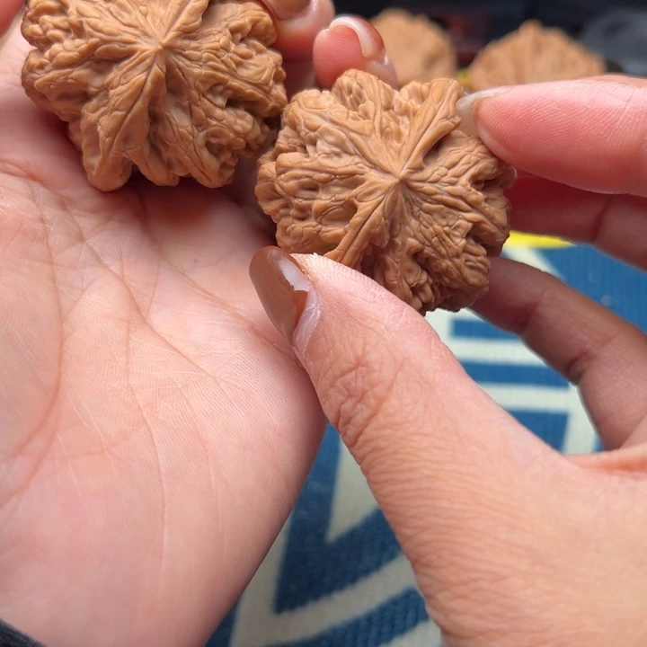 桃核吊坠文玩核桃粗筋