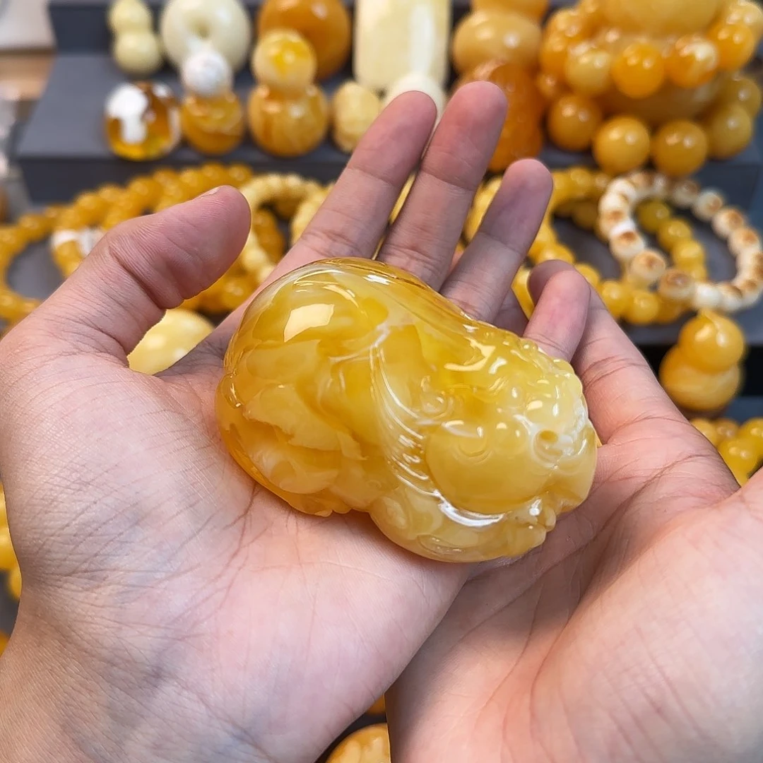 未镶嵌琥珀珠宝奇石
