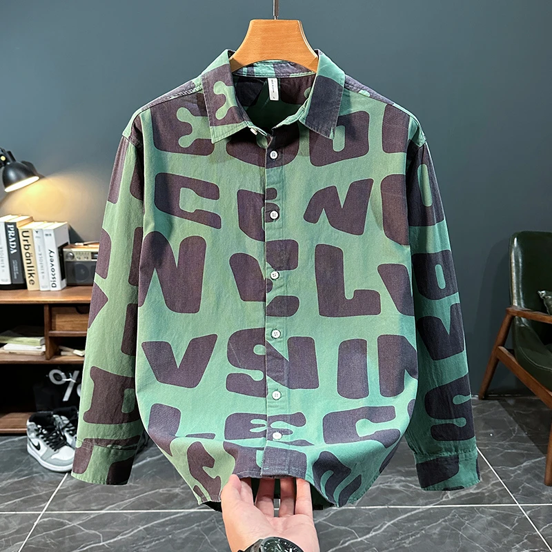 早秋穿搭质感潮流字母印花衬衫外套男士时尚休闲翻领纯棉长袖衬衣