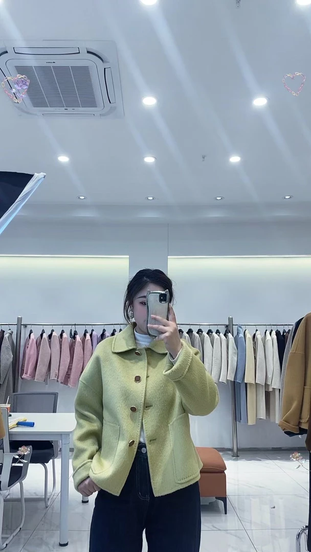 小翻领女士双面羊毛大衣