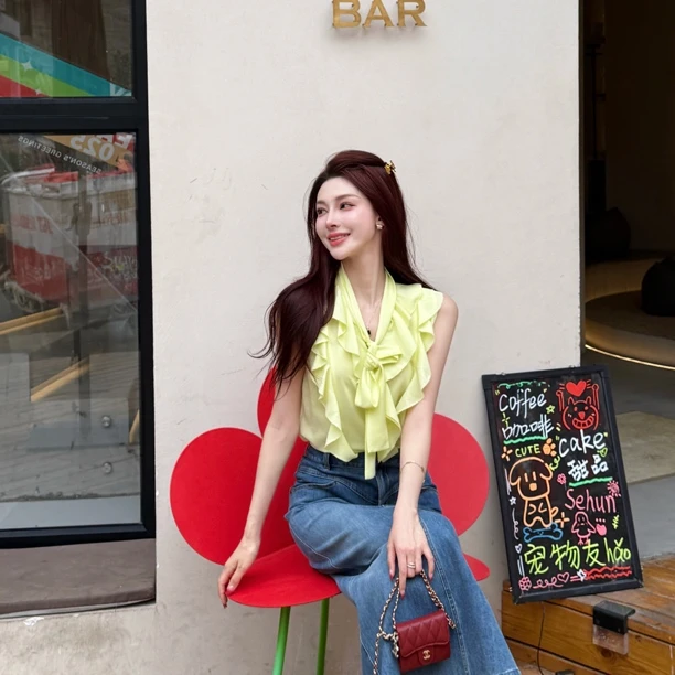 GIRDEAR/哥弟「暮色轻柔」新款女装时尚简约荷叶飘带无袖衬衣130022