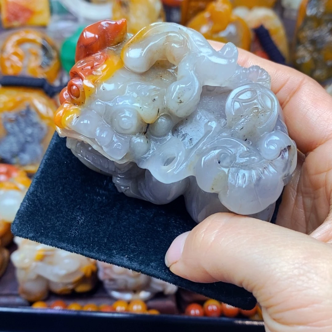 未镶嵌石英质玉（黄龙玉）吊坠(不含链)