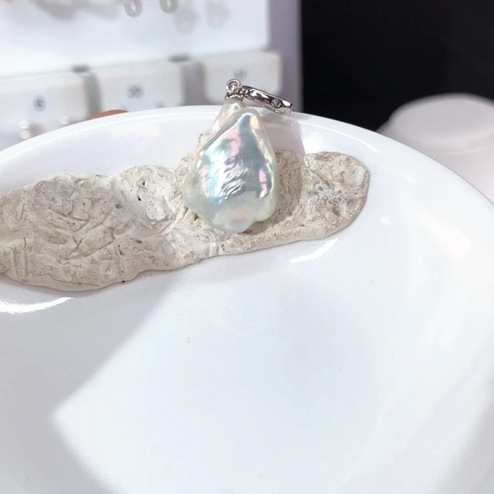 小****银S925镶嵌吊坠淡水珍珠