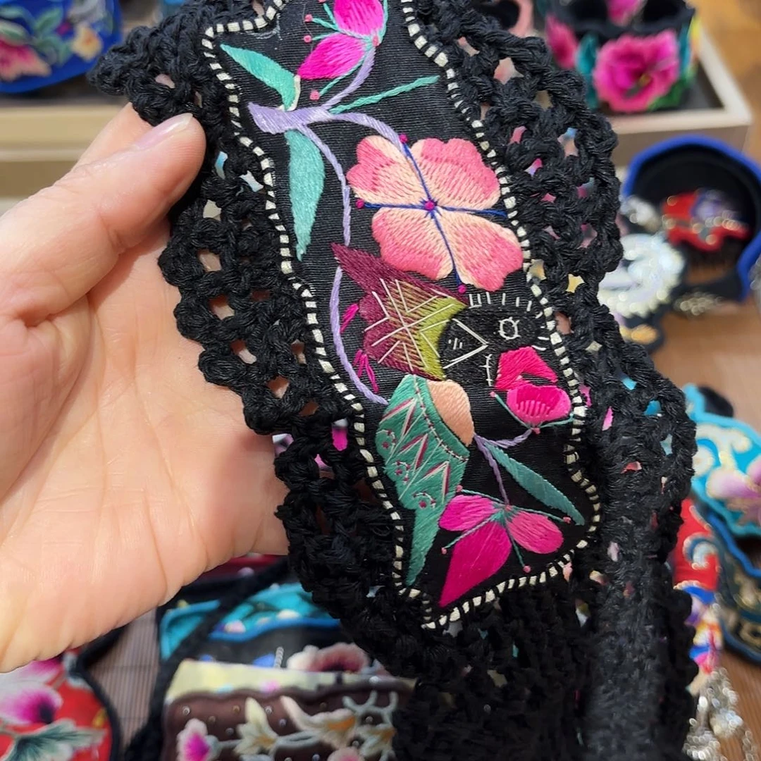 发带。             围脖。