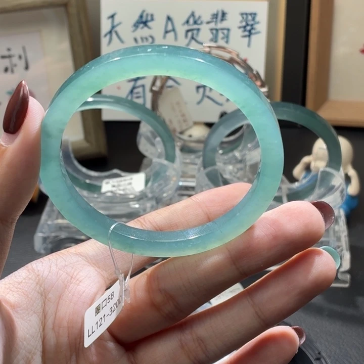 翡翠未镶嵌手镯冰透竹林绿58