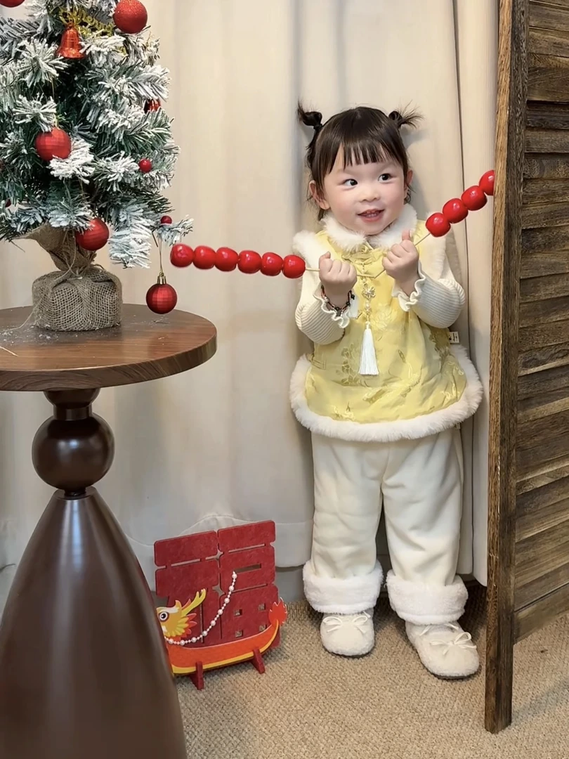萱妈家-【黄色国风旗袍加绒上衣】2025新年女宝宝千金感新年旗袍