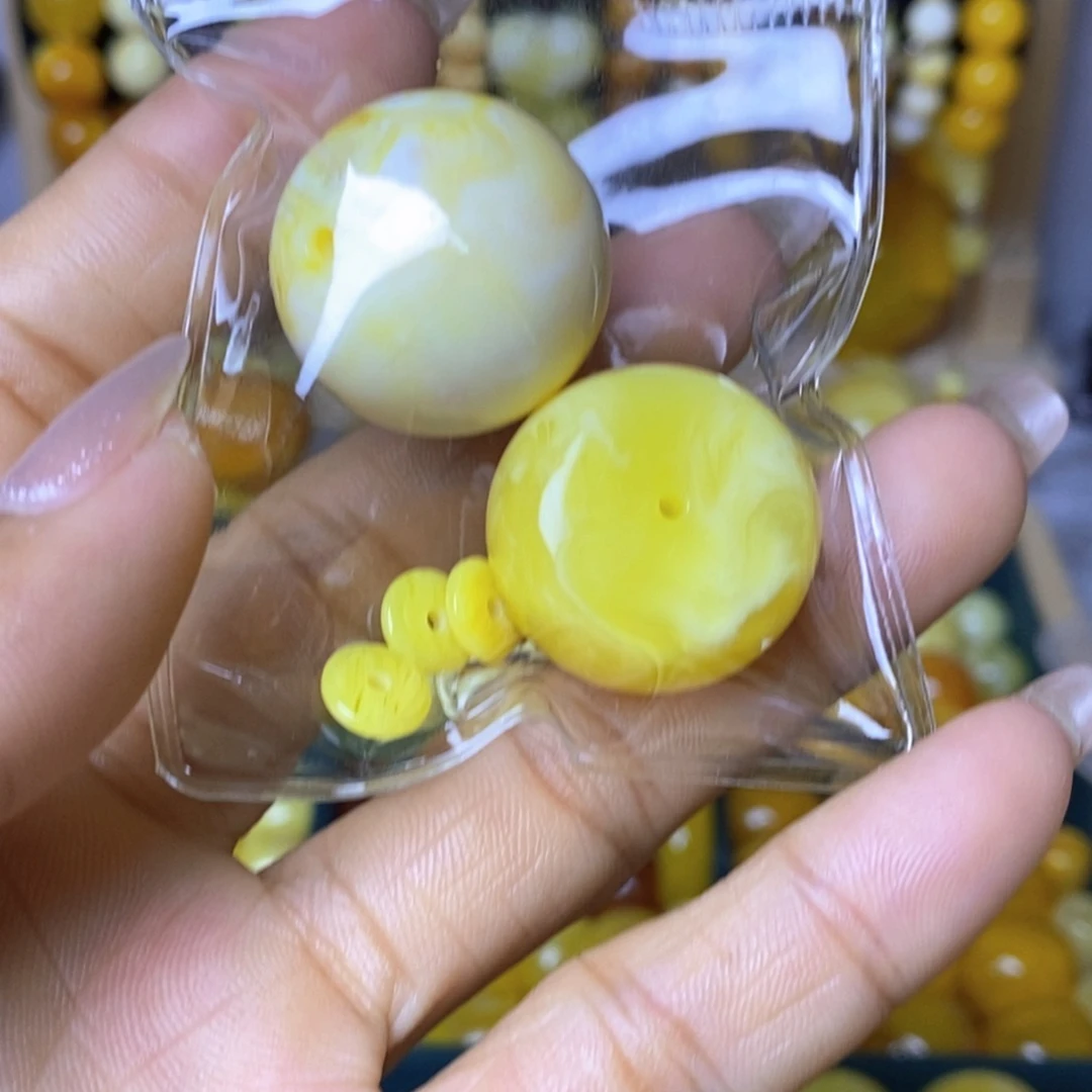 檀***朗树脂非金属瑕疵24圆珠哥墩子