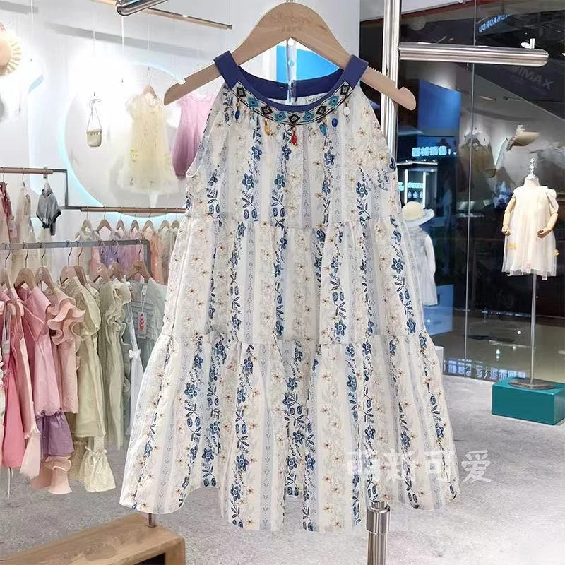 女童度假风连衣裙夏季2025新款碎花波西米亚公主裙海边沙滩裙洋气