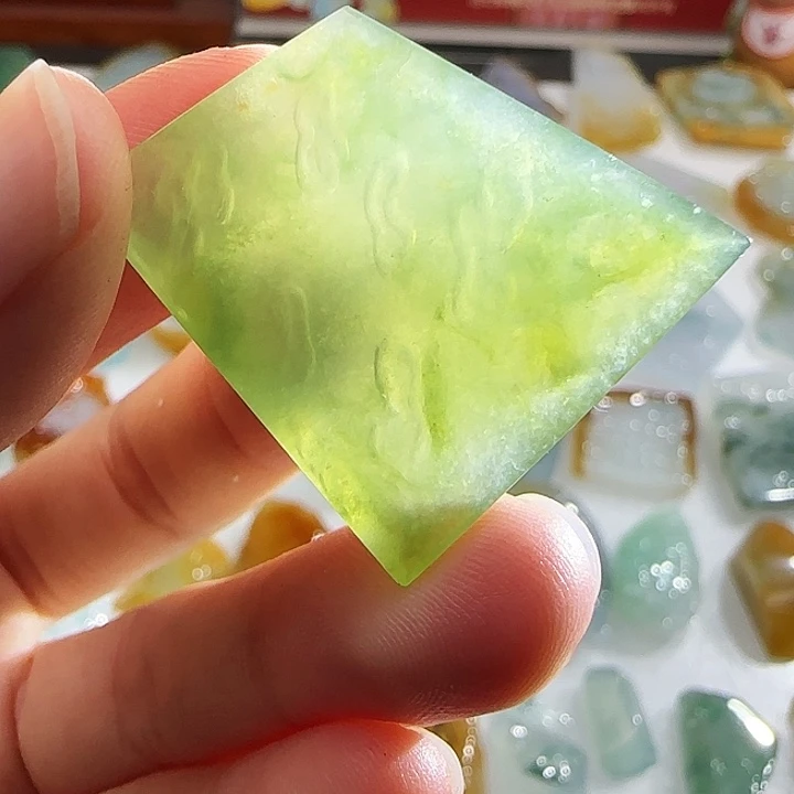 定制翡翠未镶嵌翡翠定制