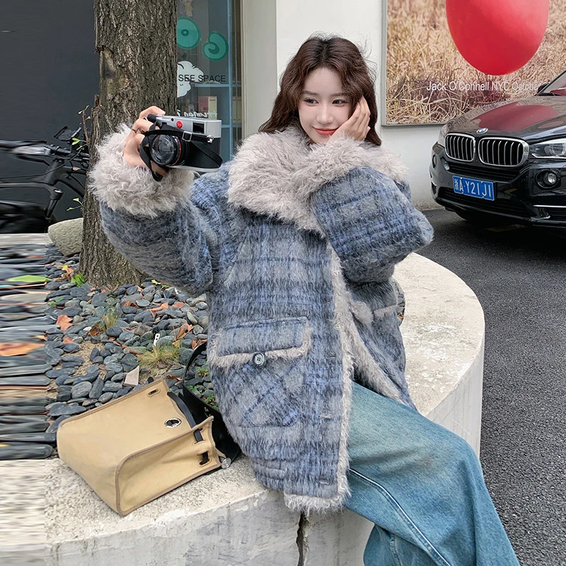 大毛领拼接复古格子毛呢外套女2025冬季新款洋气别致超好看呢大衣