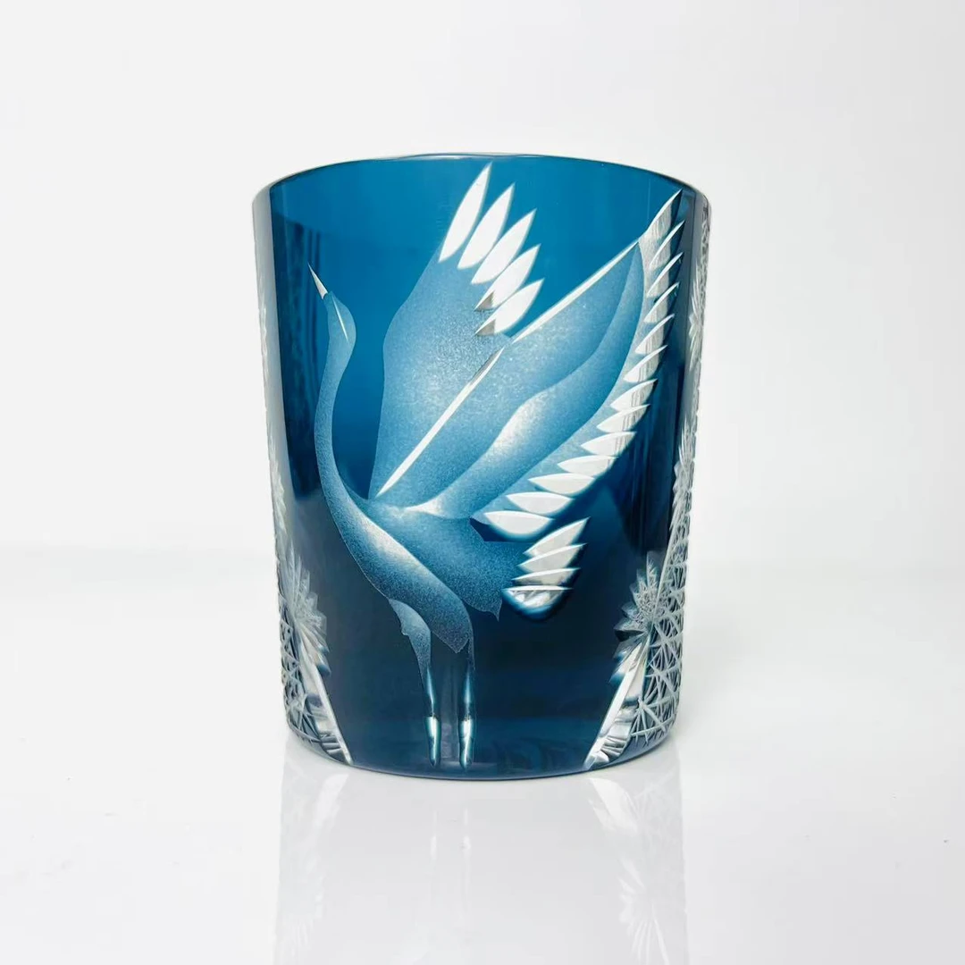 江户切子墨蓝仙鹤水晶玻璃杯高端手工雕刻威士忌杯洋酒礼物杯