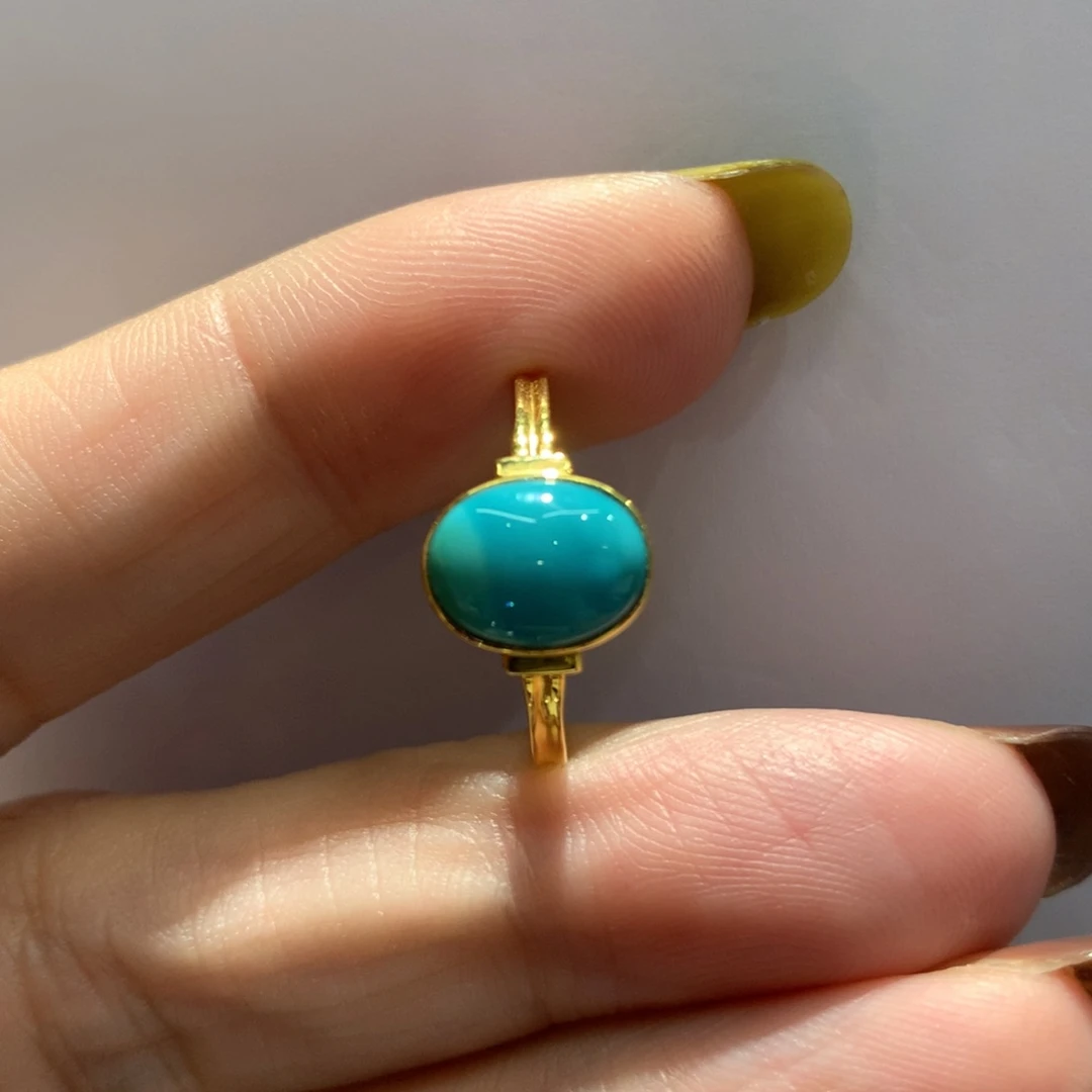 18K金镶嵌绿松石戒指