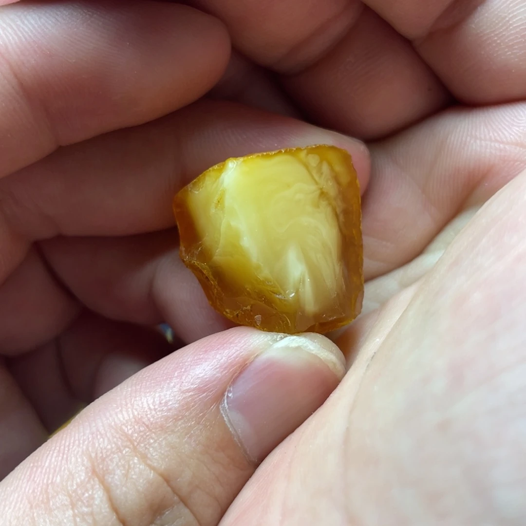 定制琥珀未镶嵌蜜蜡珠子17