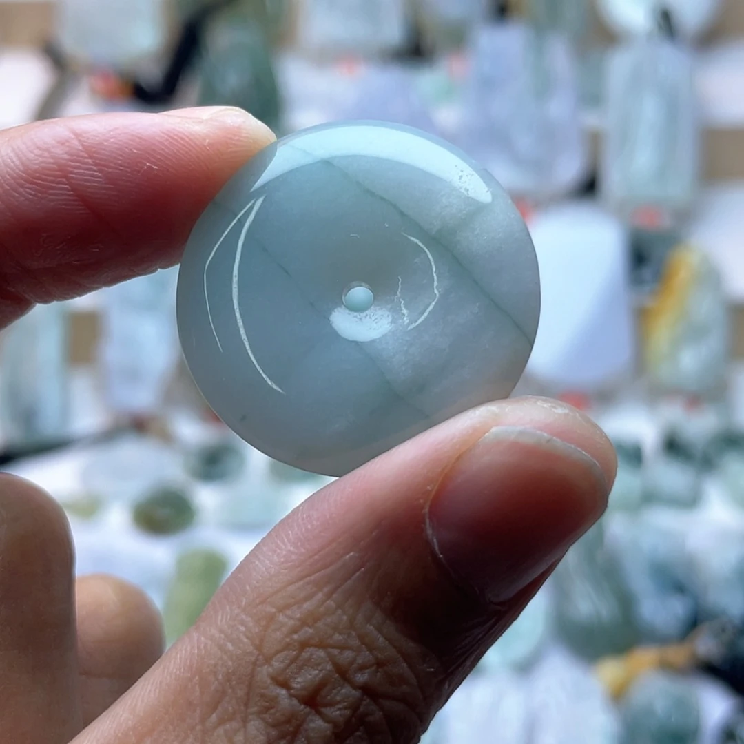 【闪购商品】颈饰未镶嵌翡翠平安扣