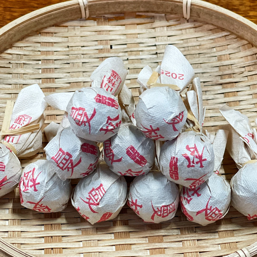 曼松王子山二类 2025年头春 普洱生茶龙珠 8克/颗