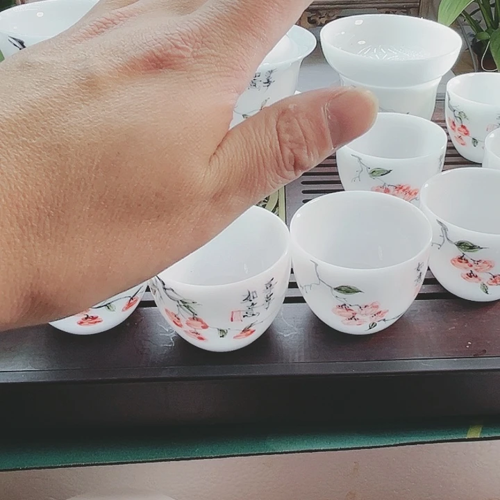 我也好可爱的啊哈啊？我的手机