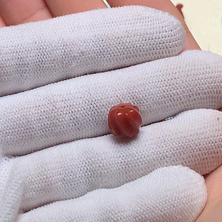 南红玛瑙未镶嵌珠宝奇石