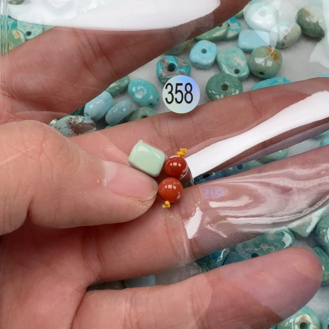 南红玛瑙未镶嵌珠宝奇石