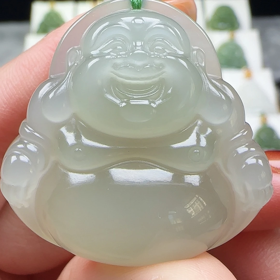 和田玉未镶嵌吊坠(赠链)