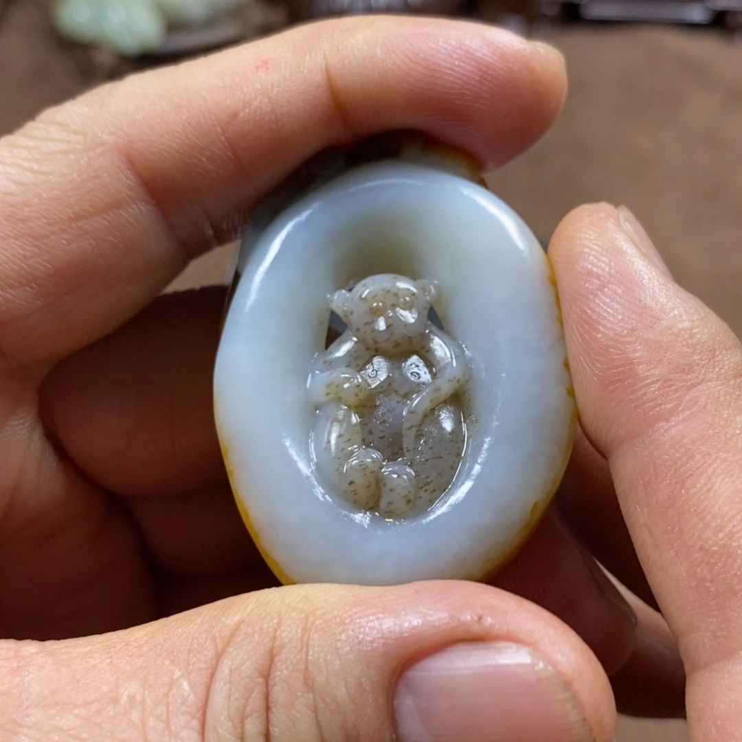 和田玉未镶嵌挂件