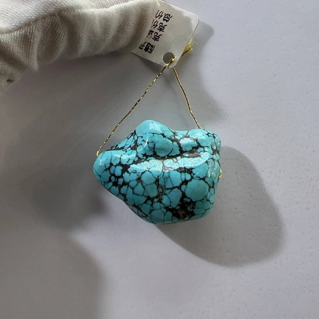 绿松石未镶嵌挂件