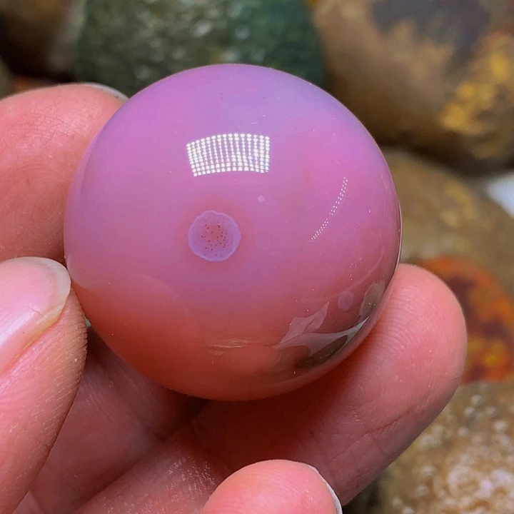 玛瑙/玉髓未镶嵌珠宝奇石