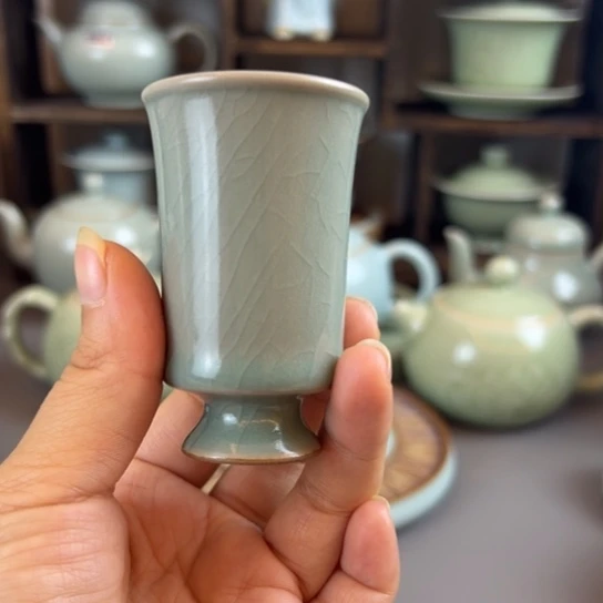 微瑕仿古闻香杯不带礼盒
