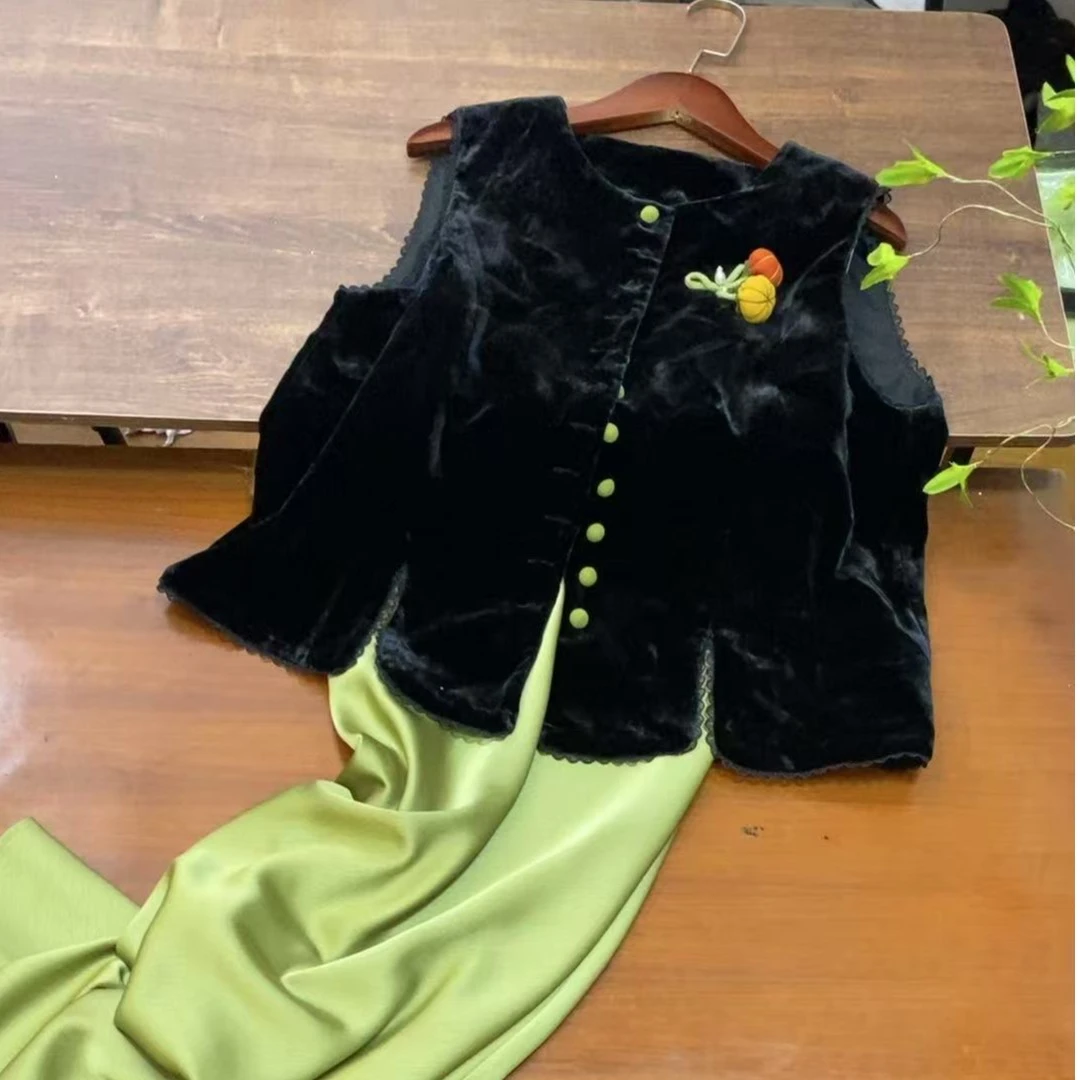 【离离】（轻奢国风）初秋新款显瘦黑色丝绒女士短款马甲百搭气质马夹