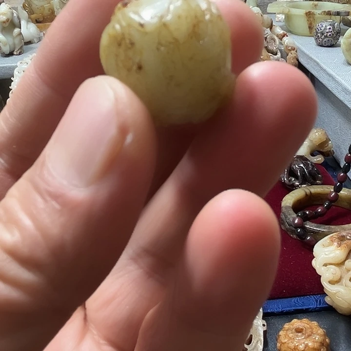 和田玉（糖玉）未镶嵌颈饰哈哈哈哈哈哈哈哈