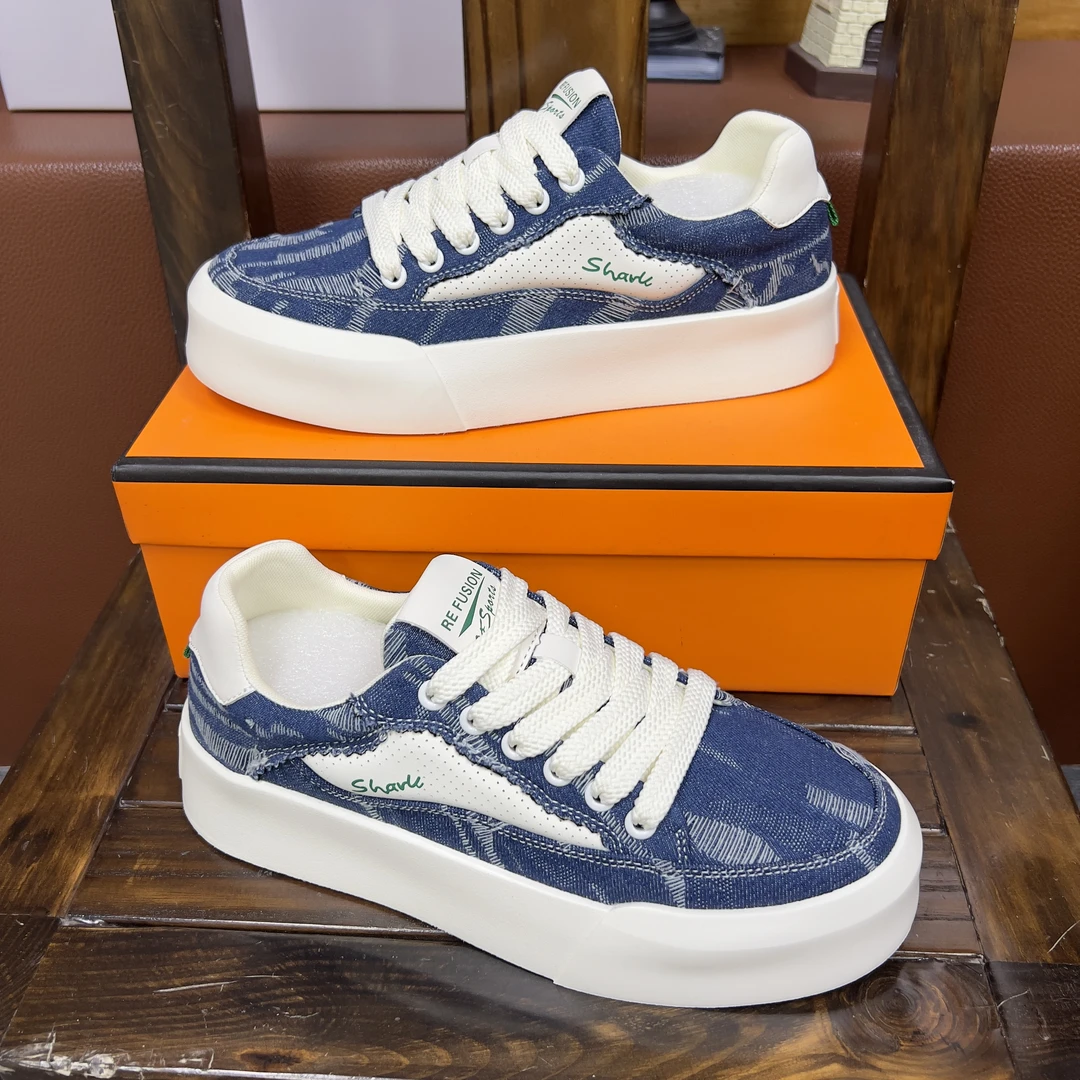 2025新款夏季透气板鞋潮流男士百搭厚底帆布鞋复古休闲男鞋学生鞋