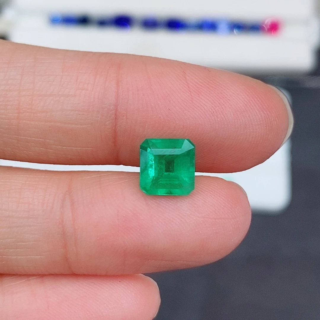 祖母绿裸石1.76ct裸石