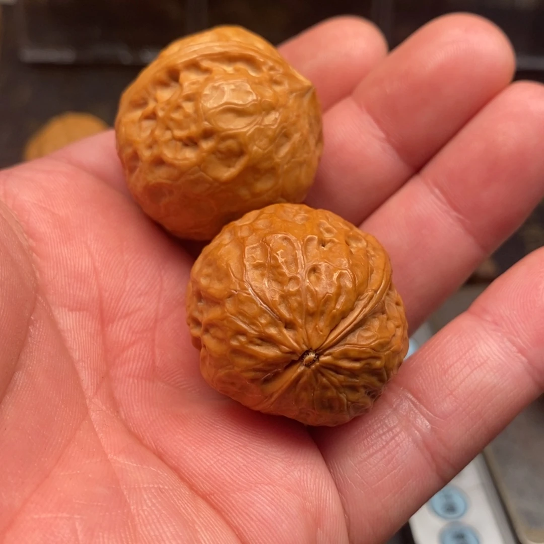 文玩核桃吊坠弹珠元宝